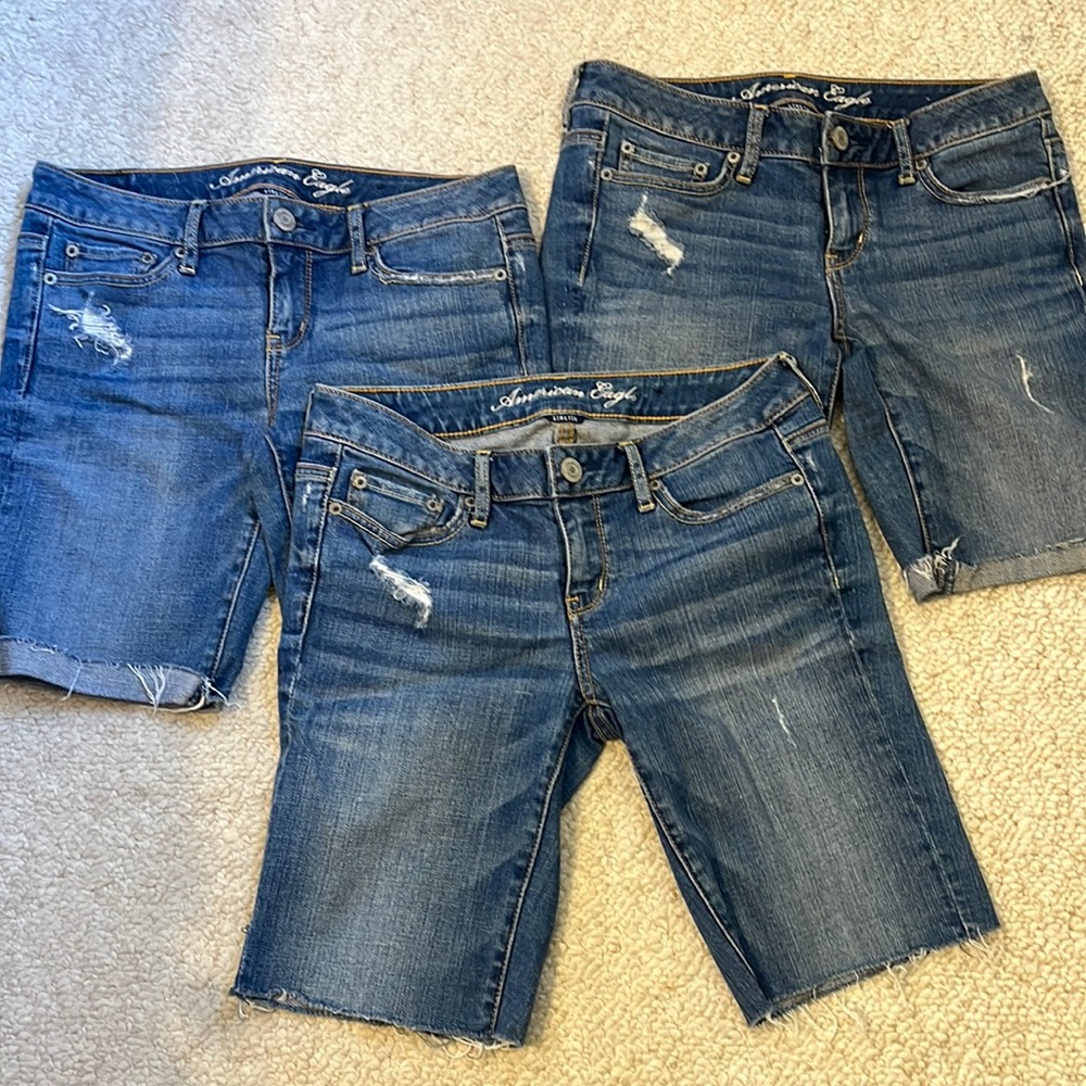 American Eagle Bermuda Shorts - Size 4